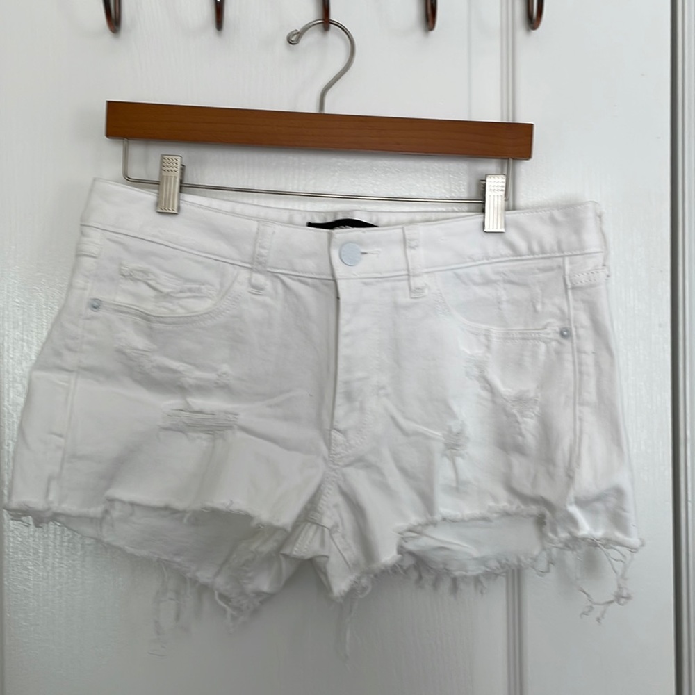 Express shortie low rise white short